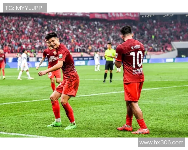 中超联赛焦点战恒大迎战河北全力争胜展现冠军风范