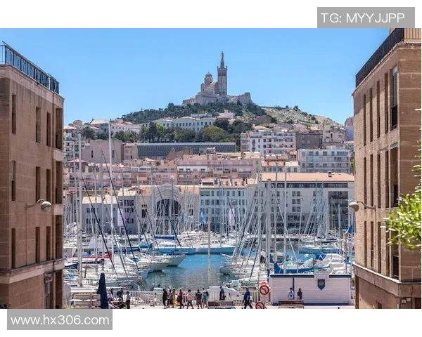 探索埃斯特旺的魅力与文化深度，揭示这座城市的独特风情与历史底蕴