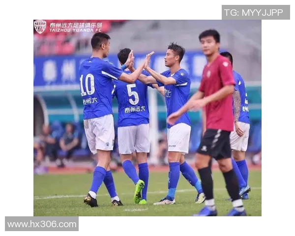 淄博蹴鞠迎战泰州全力争胜展现足球魅力与激情对决