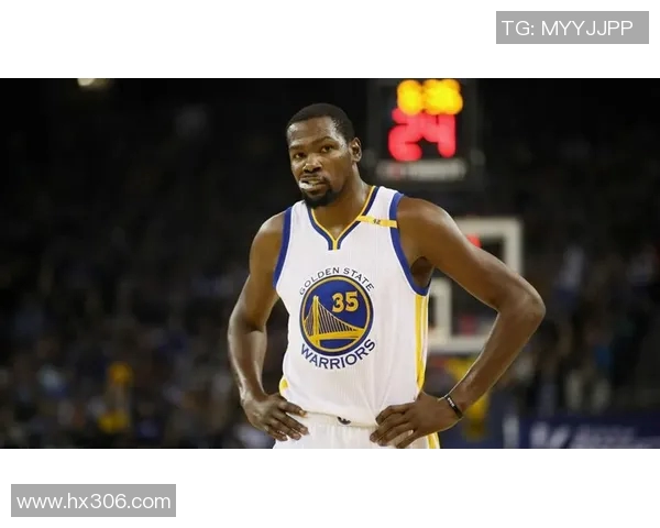 杜兰特重返赛场篮网对决勇士精彩对抗引发球迷热议 杜兰特重返赛场篮网对决勇士精彩对抗引发球迷热议