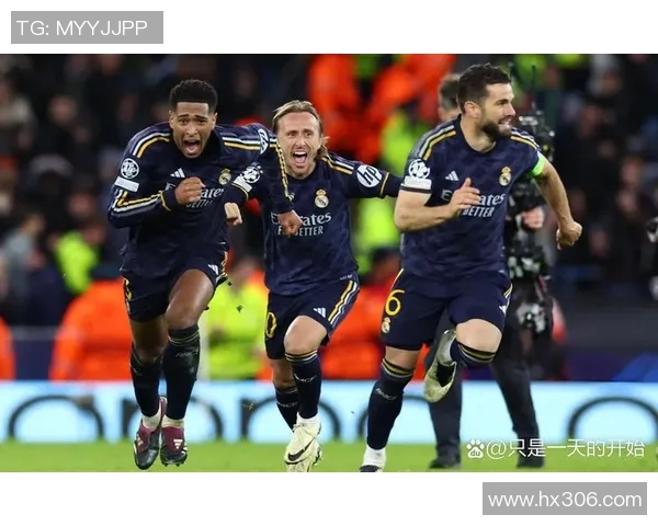 1213赛季皇马对阵曼联的经典对决回顾与精彩瞬间分析 1213赛季皇马对阵曼联的经典对决回顾与精彩瞬间分析