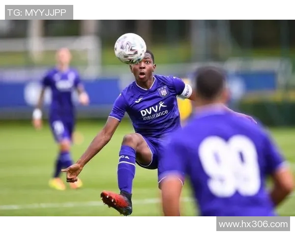 安德莱赫特与洛克伦的精彩对决揭示足球战术与团队协作的魅力