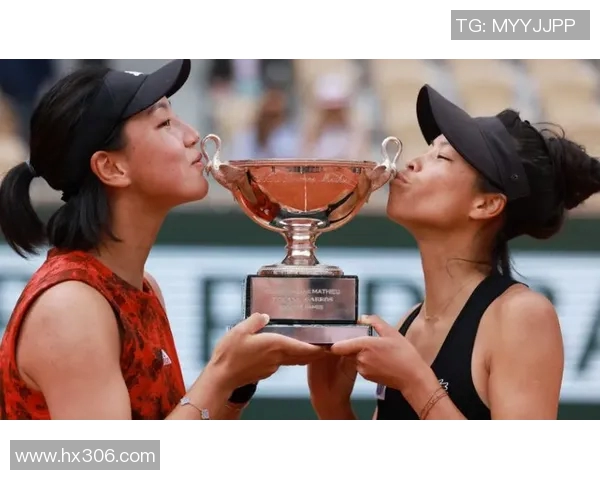 南京网球队战术解析：聚焦网球竞技中的策略与团队协作